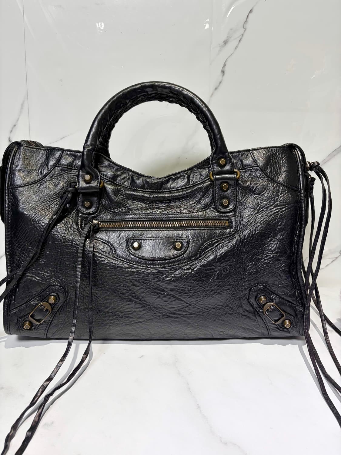 [A 정품] 발렌시아가 시티 모터백 미디움 블랙 상품이미지3