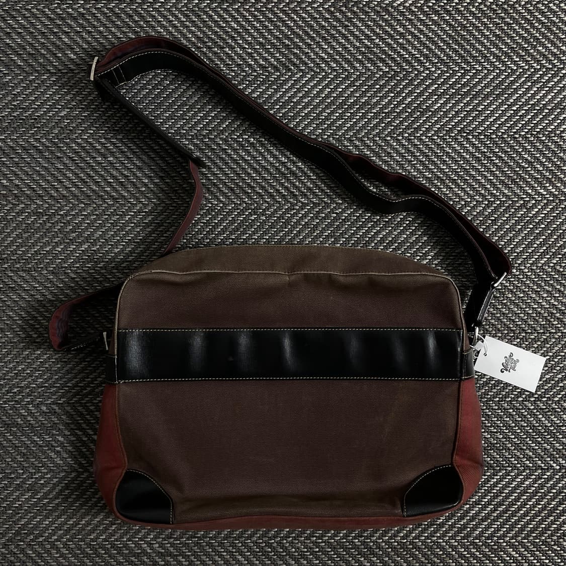 빈폴 아메카지 브라운 미니멀 크로스백o 3016 상품이미지3