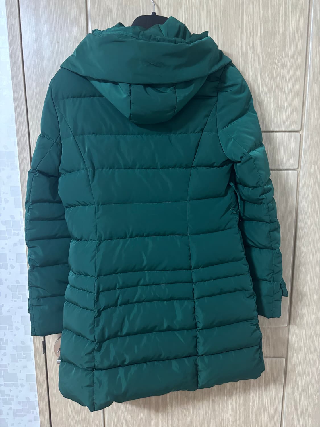 살바토레 페라가모 여성 패딩 점퍼 그린 상품이미지5