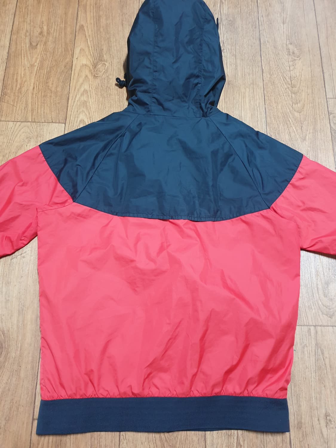 1151 나이키 운동복 바람막이 95 사이즈입니다 상품이미지5