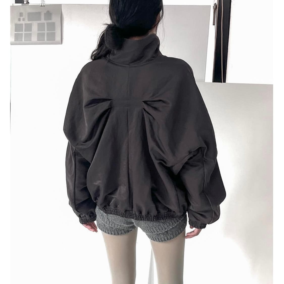 Wingbone pintuck bomber jacket S 상품이미지8