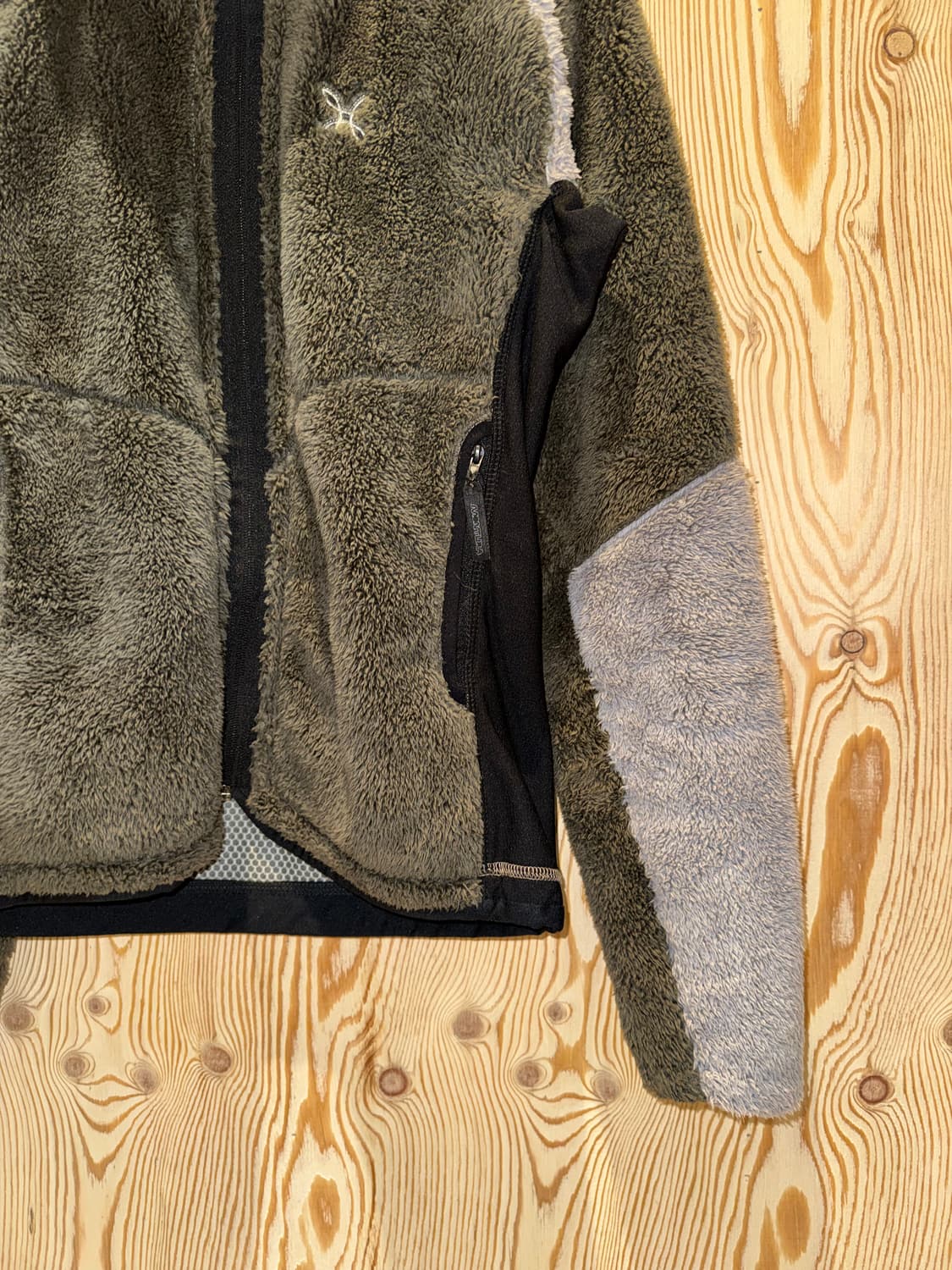 몬츄라 마운틴 후드집업 상품이미지5