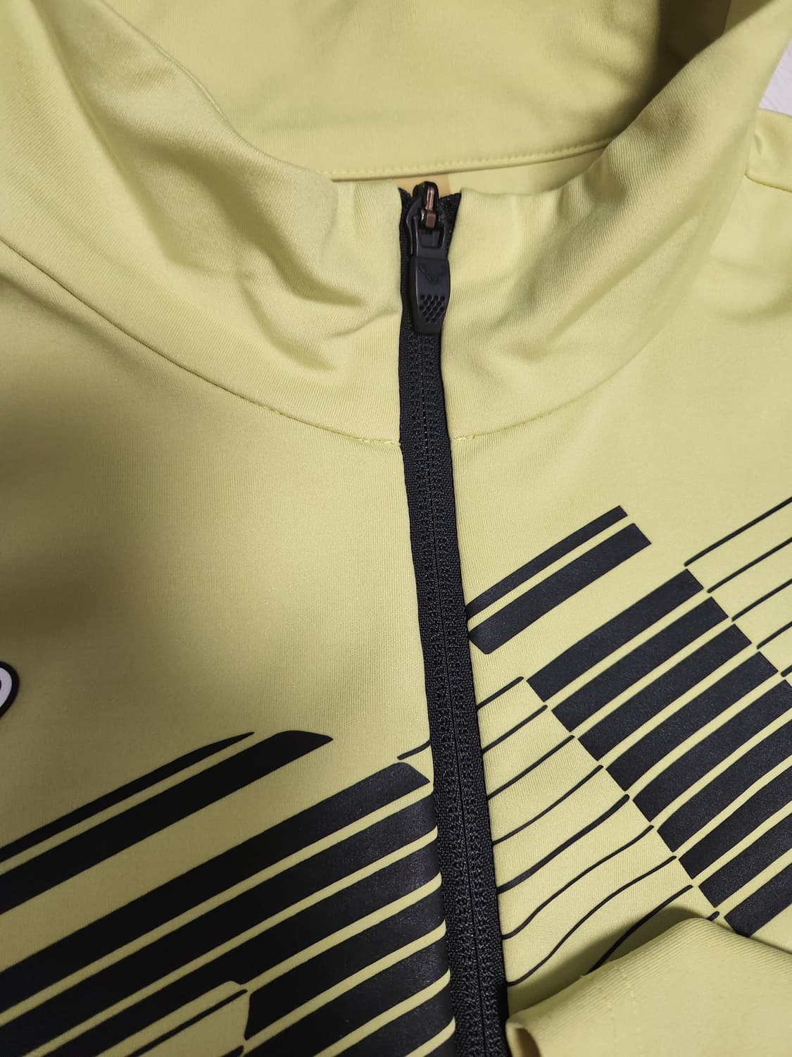 다이나핏 SM 스매쉬 남성 TR 슈트 집업 바람막이 xl

사진으로 색상 상품이미지8