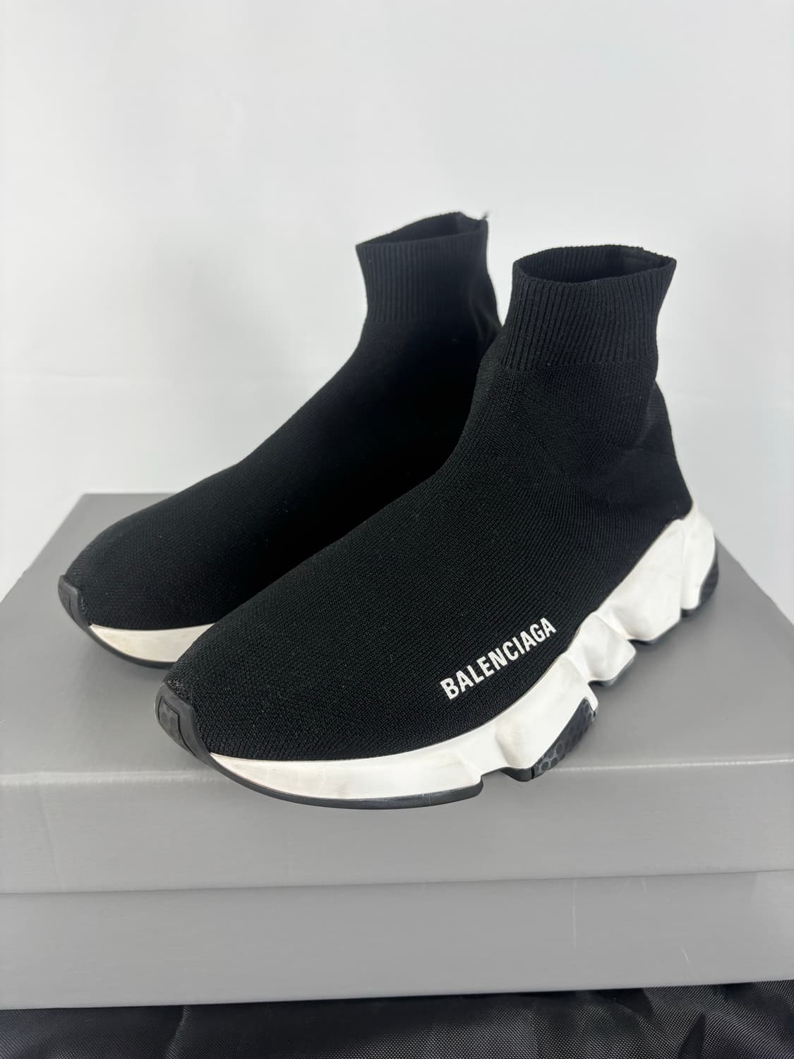 (풀박스,36)발렌시아가 스피드러너 블랙 스니커즈 상품이미지3