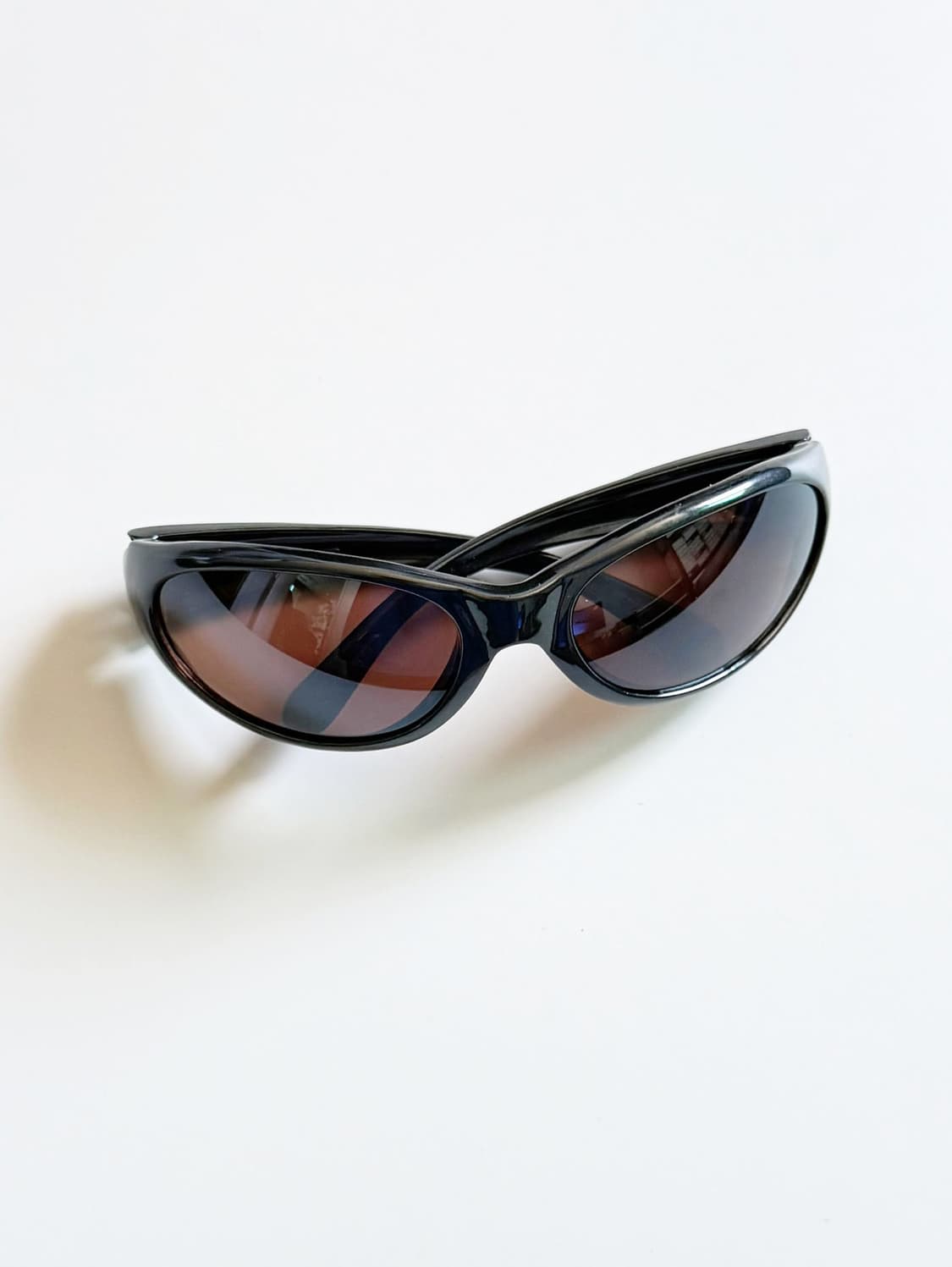 BLOC 랩어라운드 스포티 프레임 빈티지 선슬라스 상품이미지1