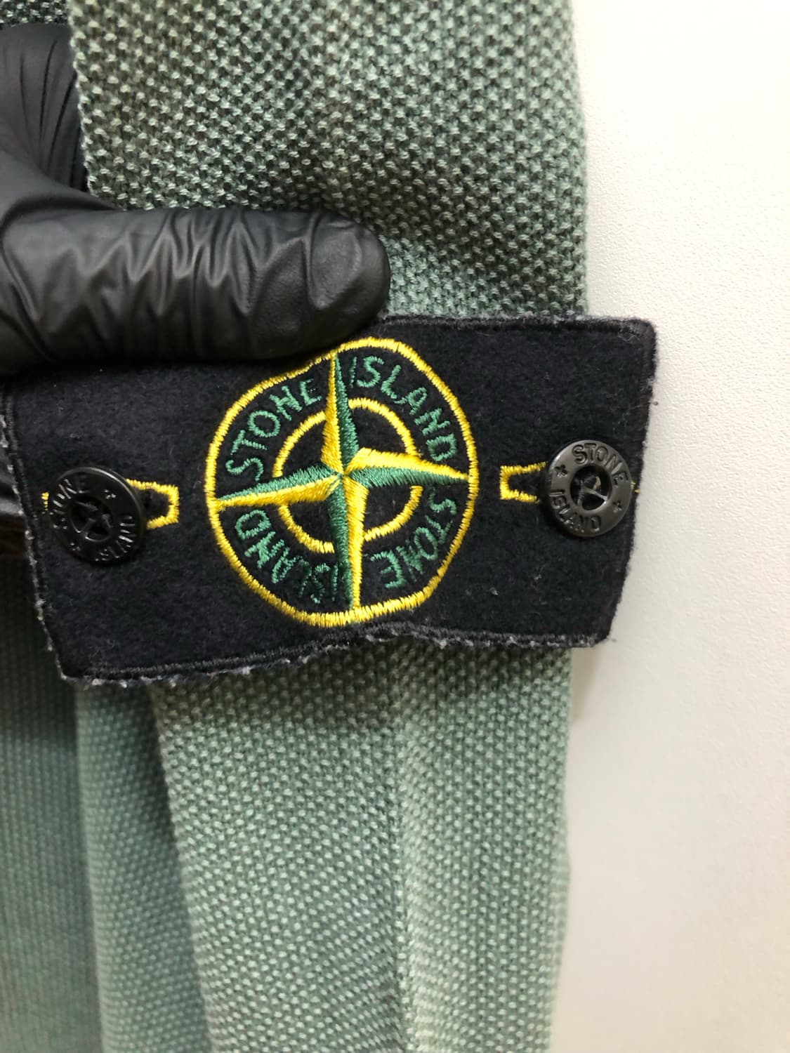 [S] 스톤아일랜드 와펜 패치 니트 에메랄드 상품이미지3