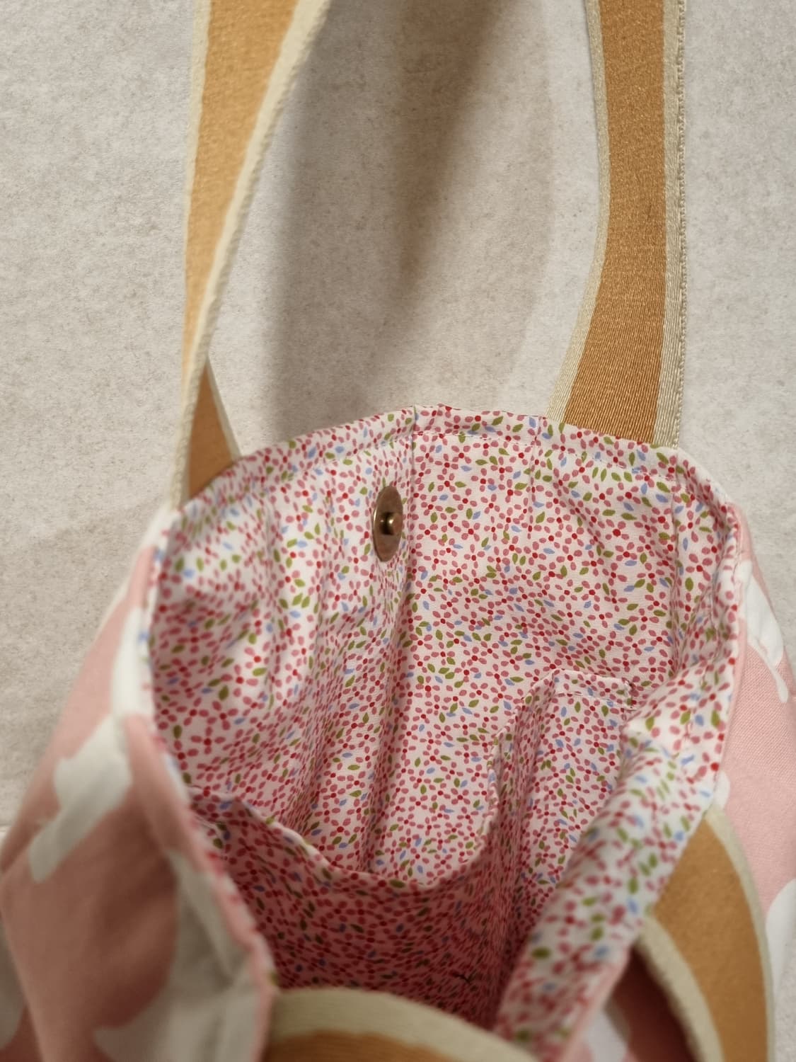 북극곰의 대이동 토트백 (핑크) 상품이미지4