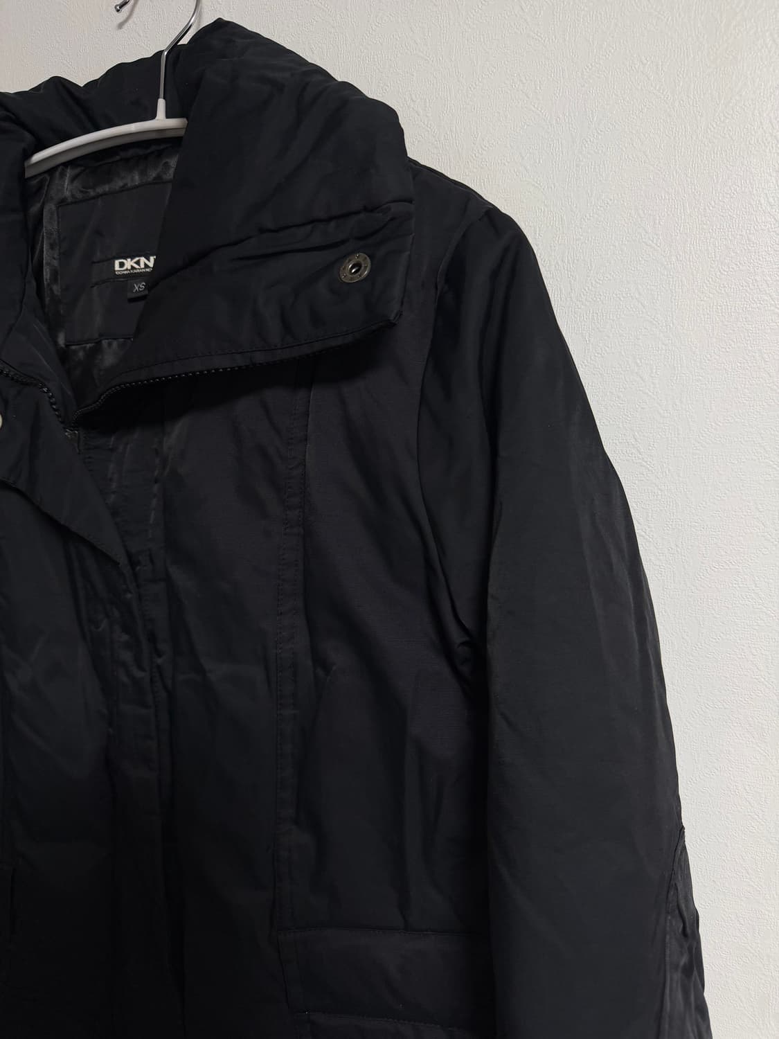 DKNY 숏 다운 자켓 상품이미지3