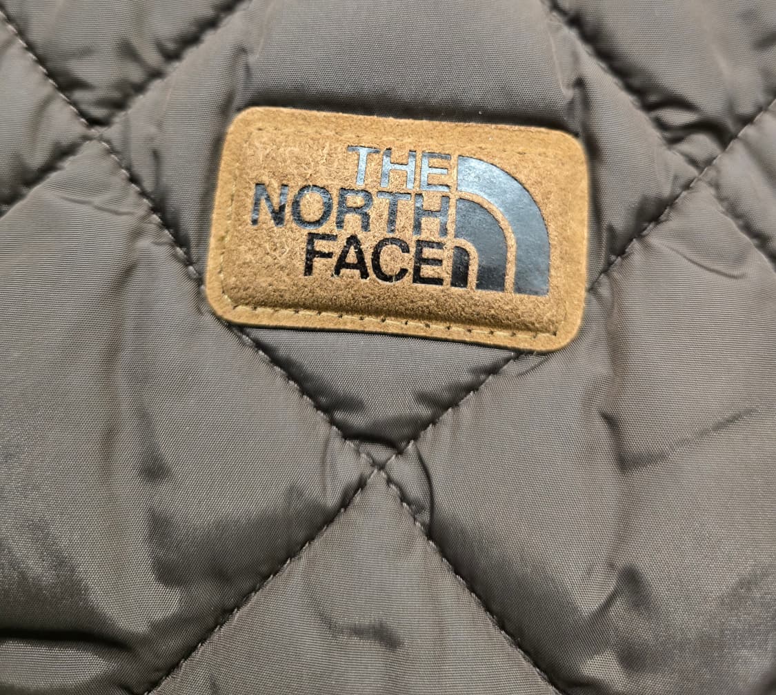 노스페이스 남성 누빔 퀼팅자켓.
싸이즈 95 상품이미지4