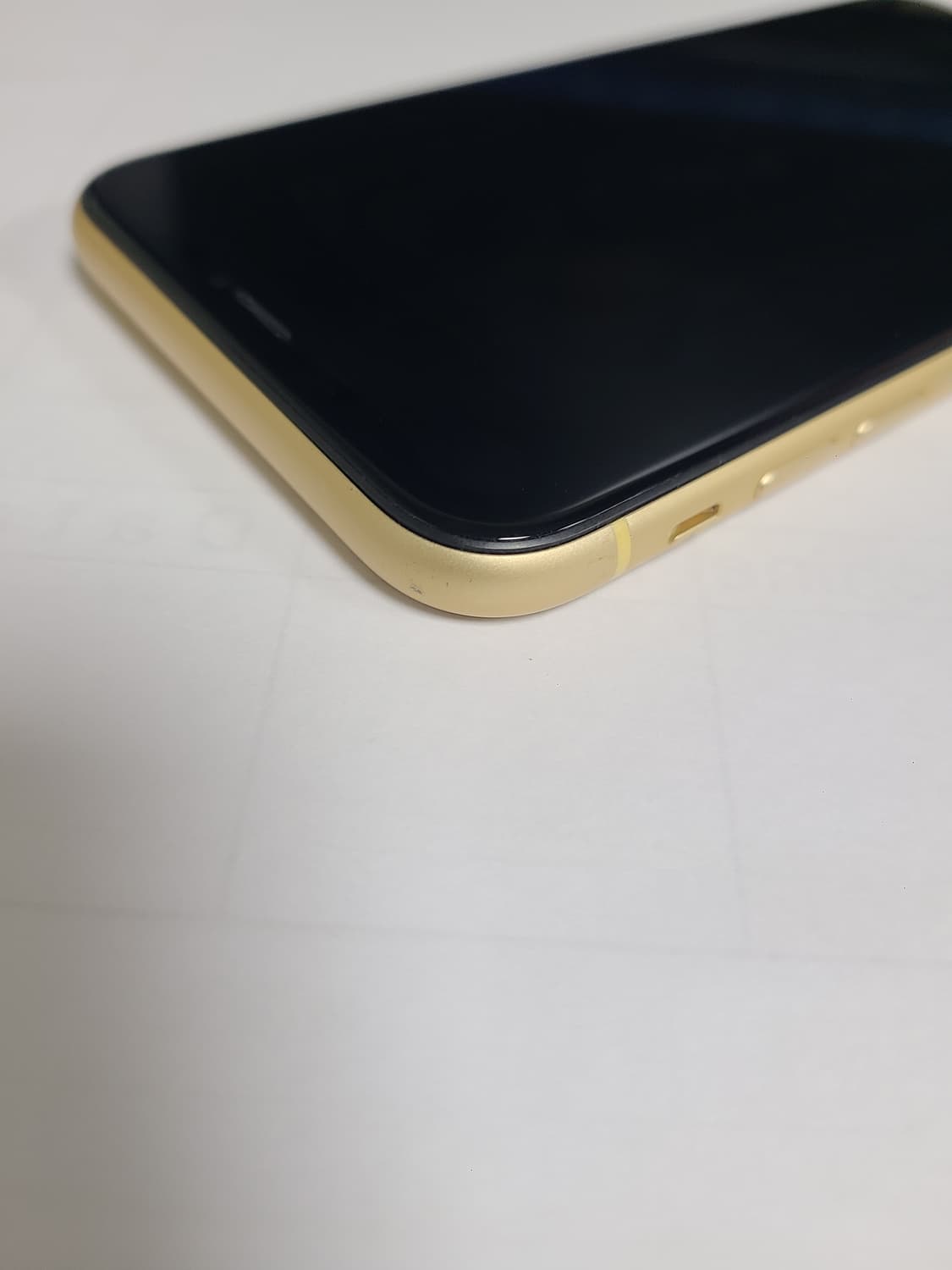 아이폰 xr 엘로우 배터리100 한국판 상품이미지6