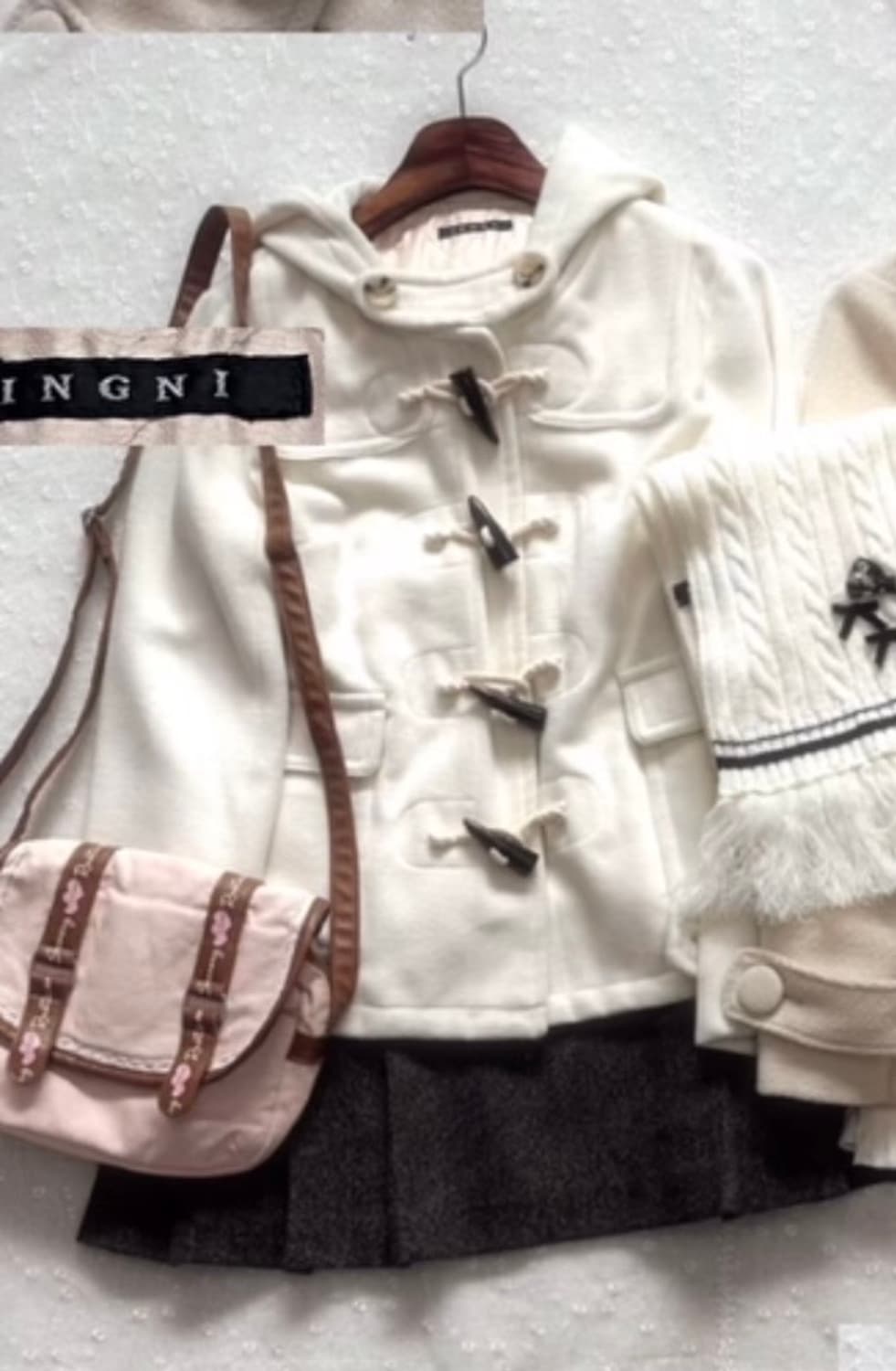 구해요)) 잉그니 떡볶이 코트 상품이미지1