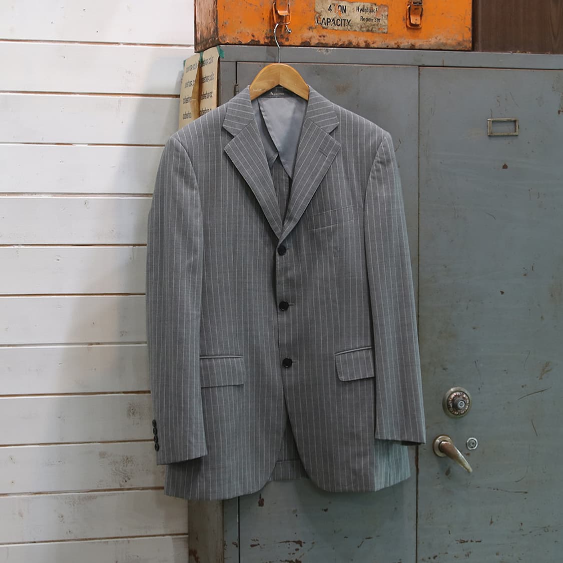 (착용컷) Aquascutum 스트라이프 셋업 (남성용) 상품이미지2