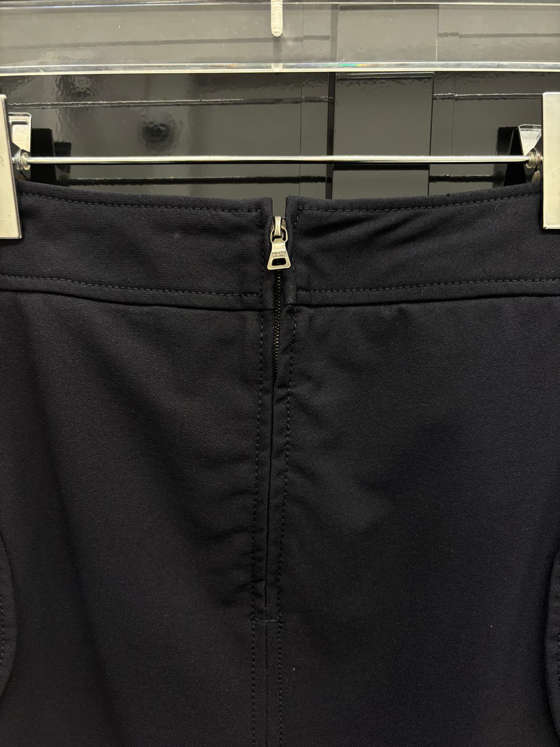 PRADA SPORT Ring Zip Pocket Skirt 상품이미지7