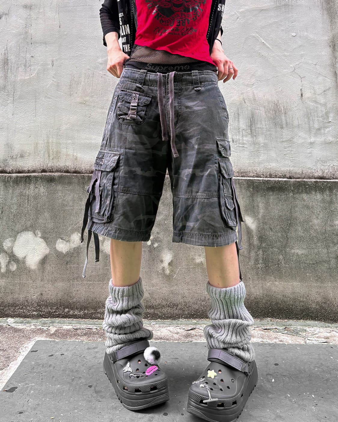 00‘s Grunge Camo Cargo Bermuda Pants 상품이미지1
