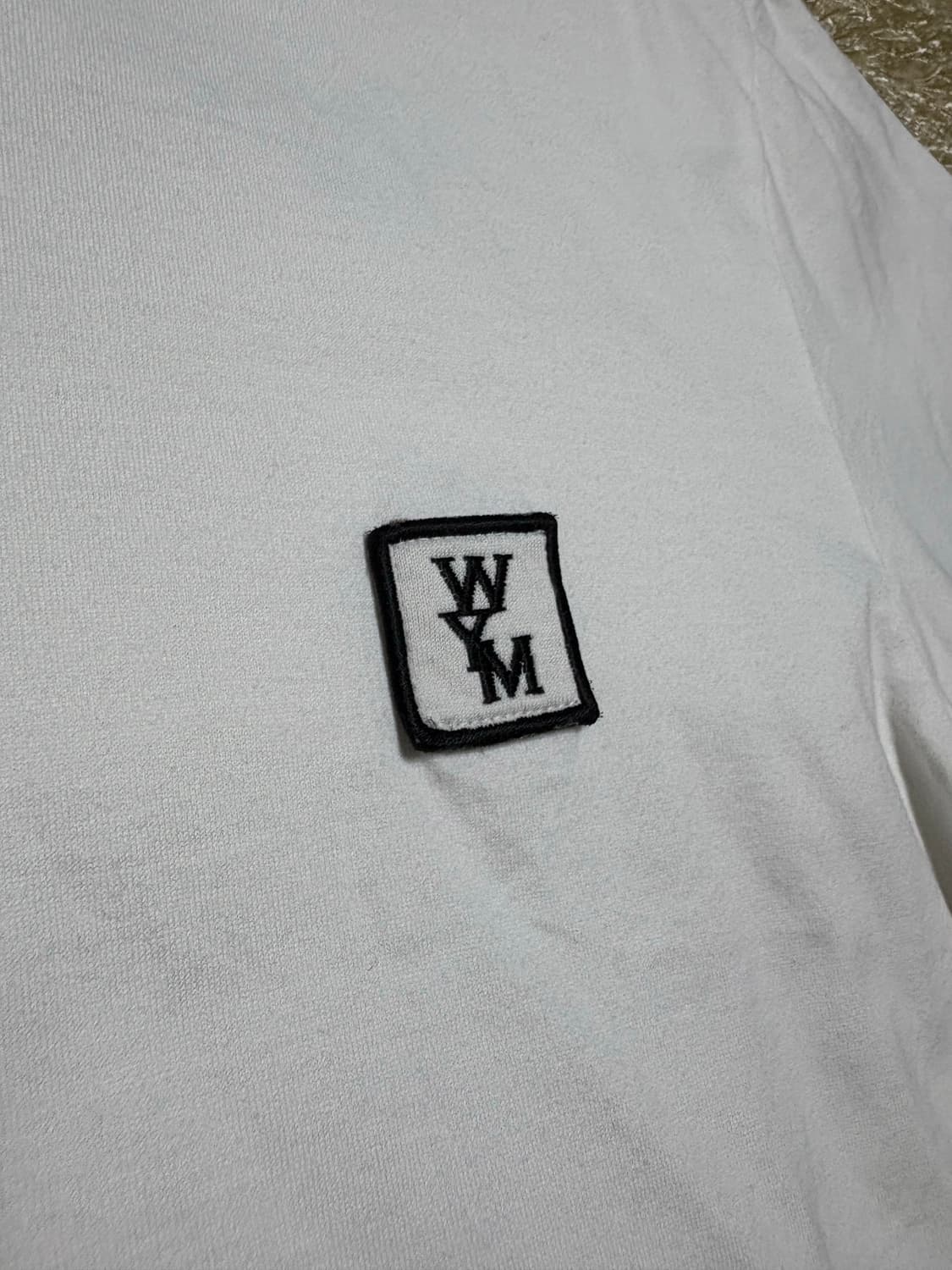 우영미 백로고 반팔티 화이트 상품이미지5