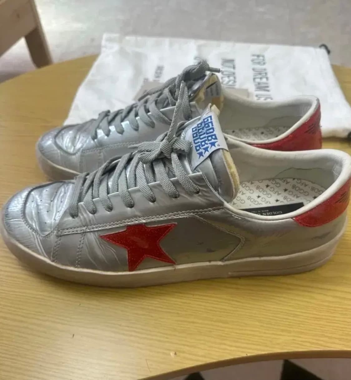 골든구스 스타단 실버 스니커즈 45사이즈 (295) 상품이미지2