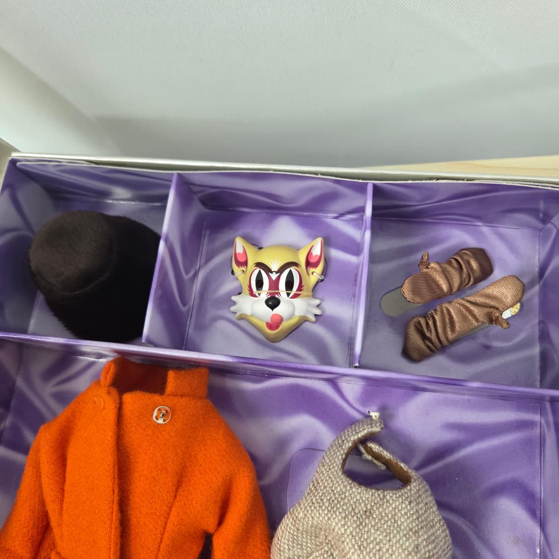 2000년대 빈티지 마텔 바비 인형 오드리햅번 고양이 마스크 바비옷 상품이미지8