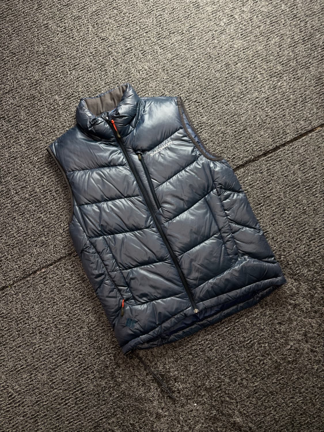 살로몬 마운틴 경량 다운 패딩 베스트 2778 상품이미지1