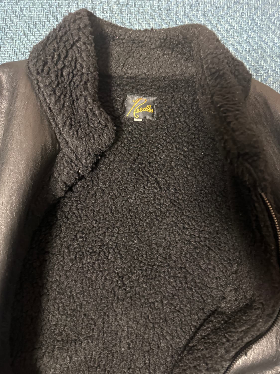 니들스 가죽 무스탕 판매합니다 상품이미지2