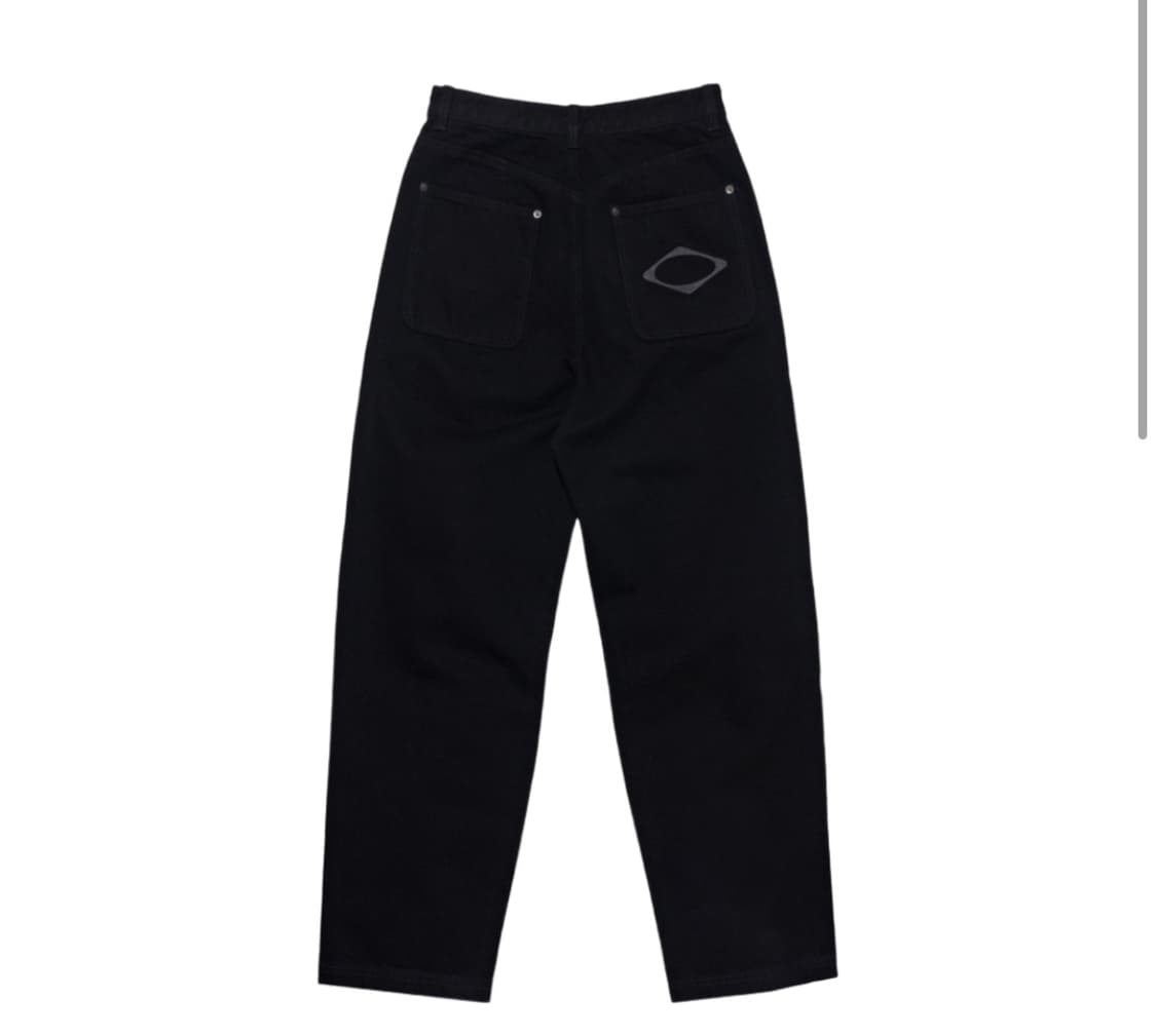 Mischief 미스치프 롬버스 슬라우치 진 블랙 상품이미지1