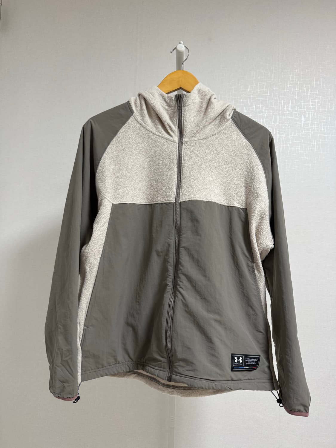 언더아머 후리스 집업 L 사이즈 상품이미지1