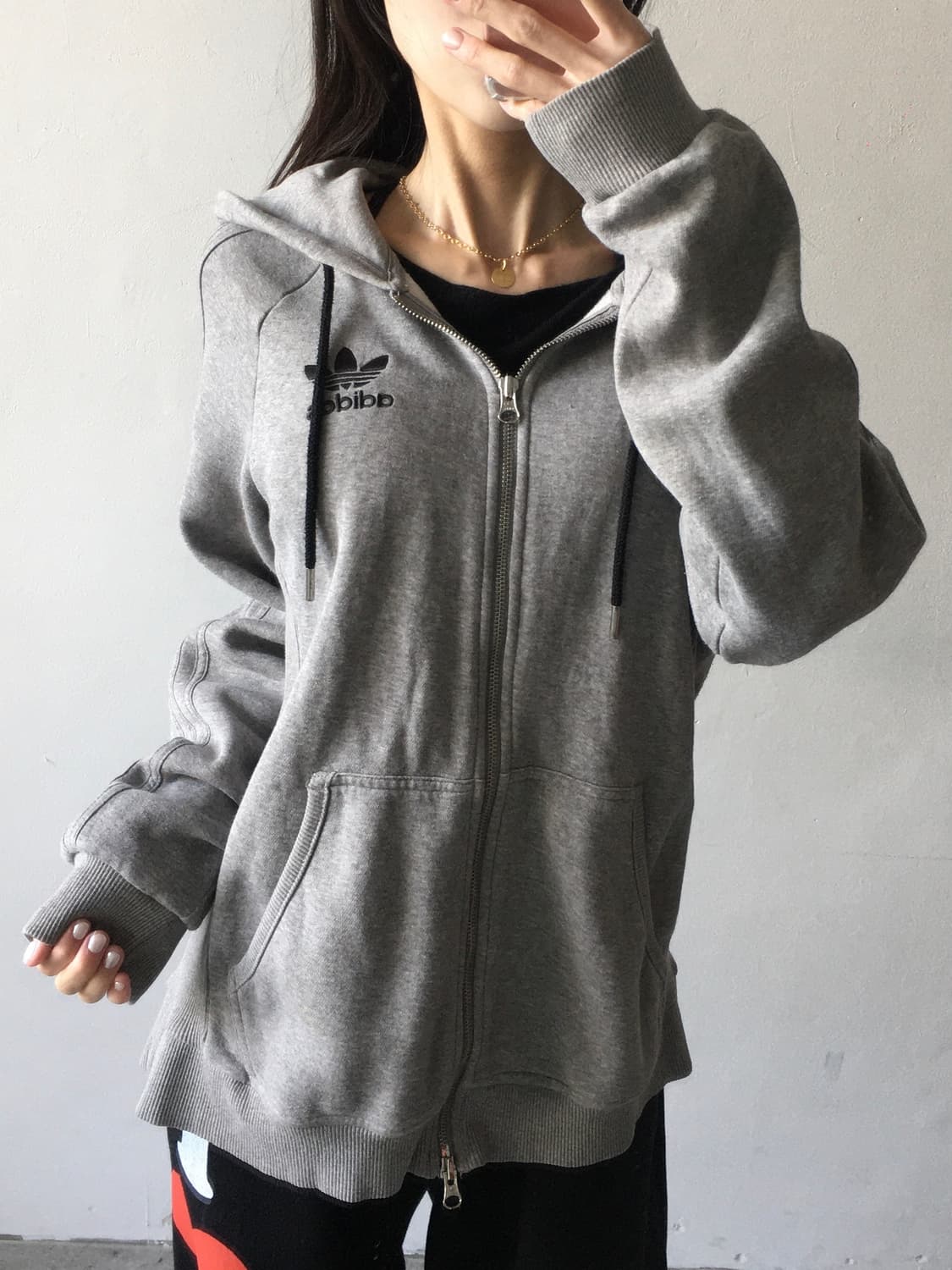 아디다스 가슴로고 후드집업 상품이미지1