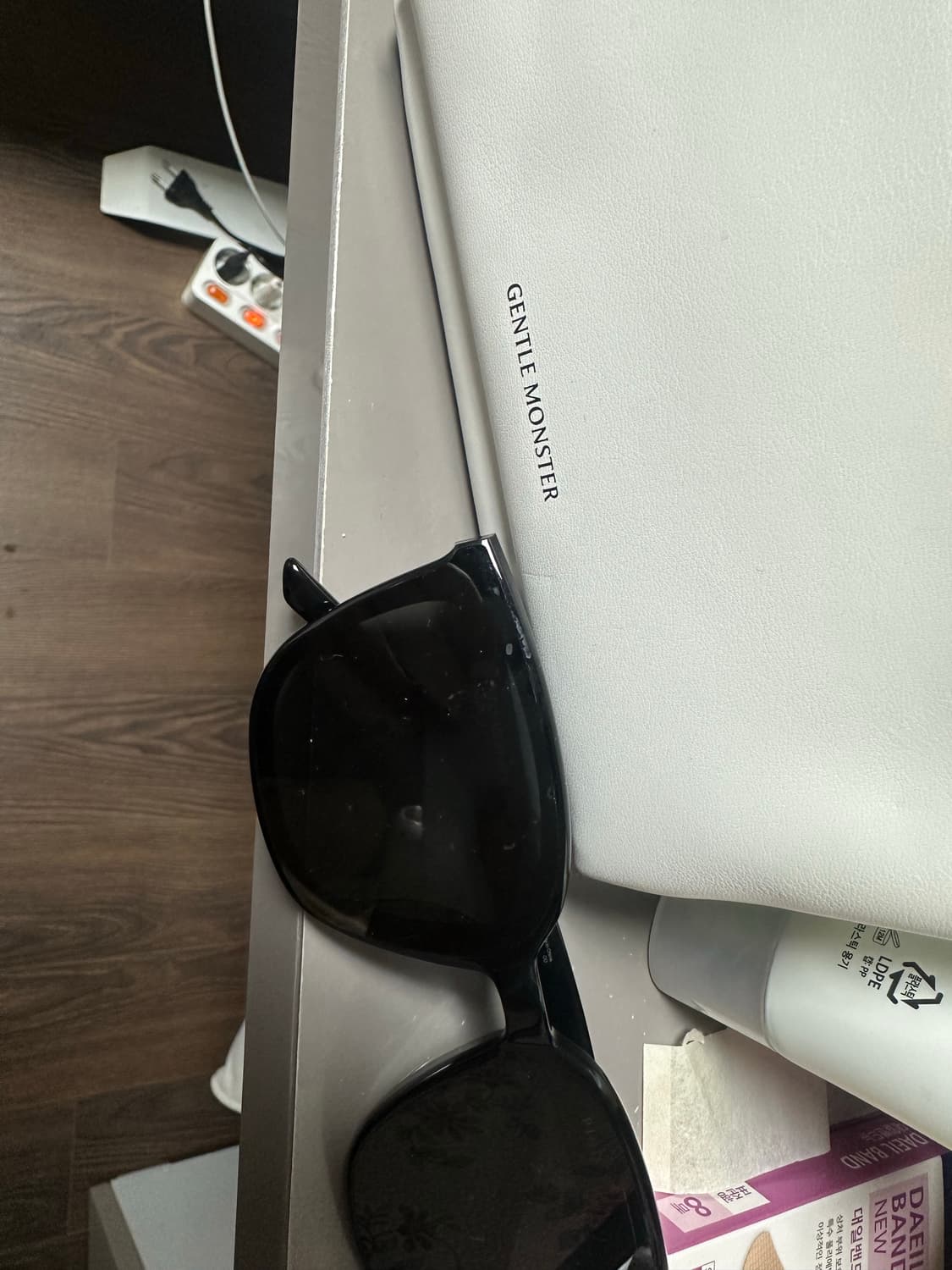 젠틀몬스터 선글라스 상품이미지1