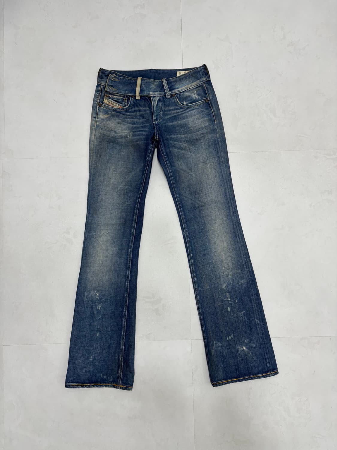 DIESEL BELTED WAIST BOOTCUT DENIM 상품이미지1