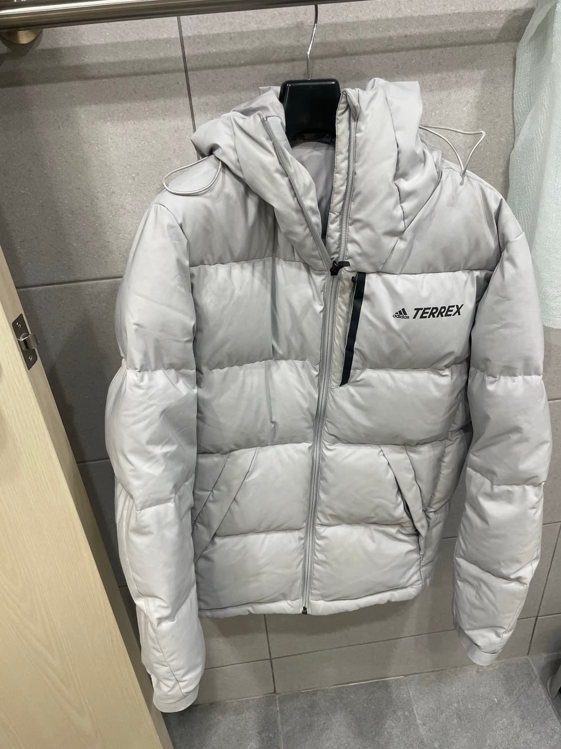 아디다스 terrex 테렉스 덕다운 패딩 M 상품이미지1