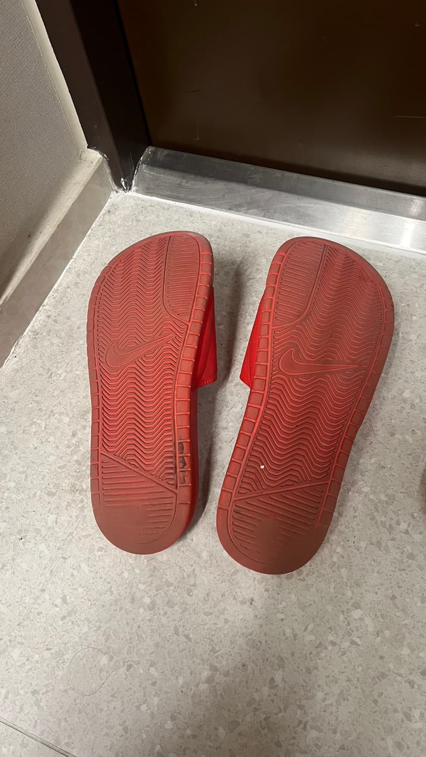 스투시 나이키 콜라보 슬리퍼 정품 사이즈 240 상품이미지4