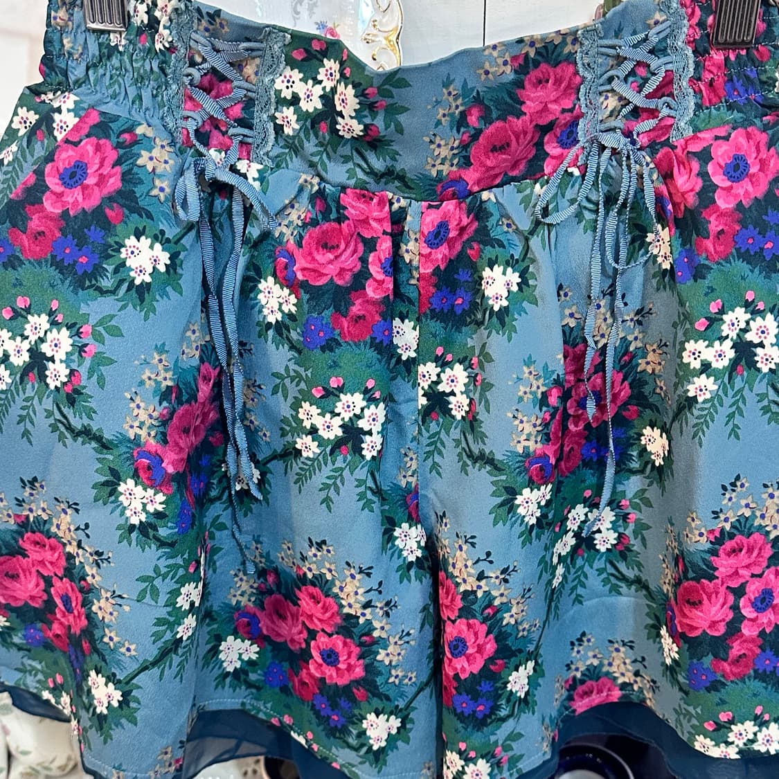 axes femme(엑시즈 팜) 블루 로즈 플라워 큐롯 스커트 상품이미지3