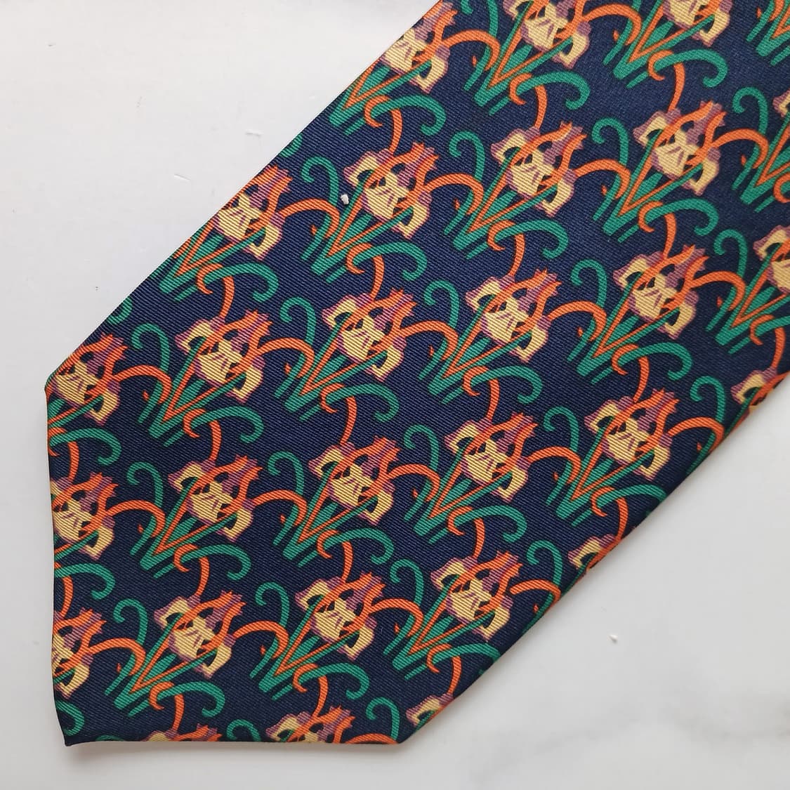 발렌티노 실크 네이비 패턴 넥타이 9.4cm A+등급 G21
 상품이미지7