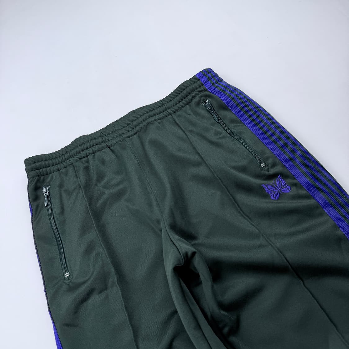 니들스 트랙팬츠 내로우 올리브 상품이미지2