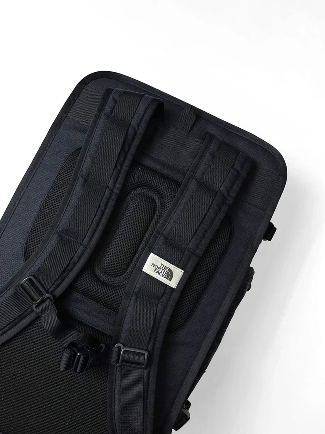 노스페이스 테크 30L 스퀘어 백팩 A1583 상품이미지6
