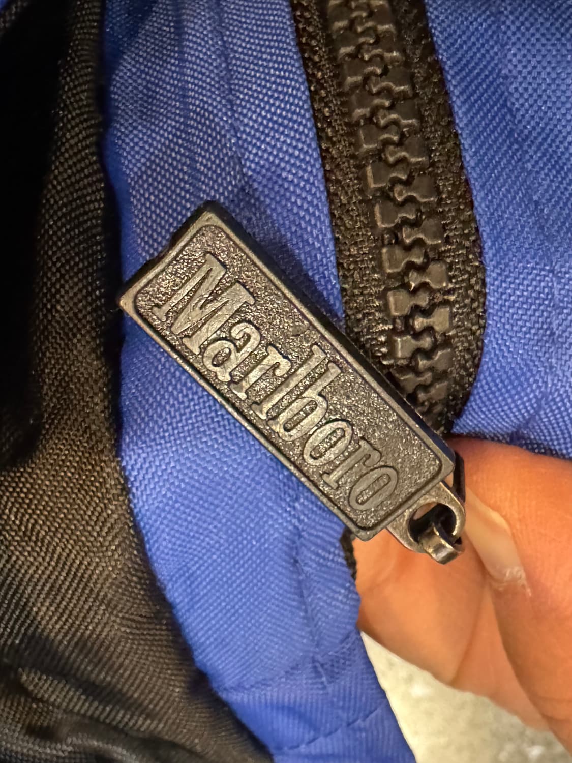 말보로 데드스탁 바람막이 상품이미지8