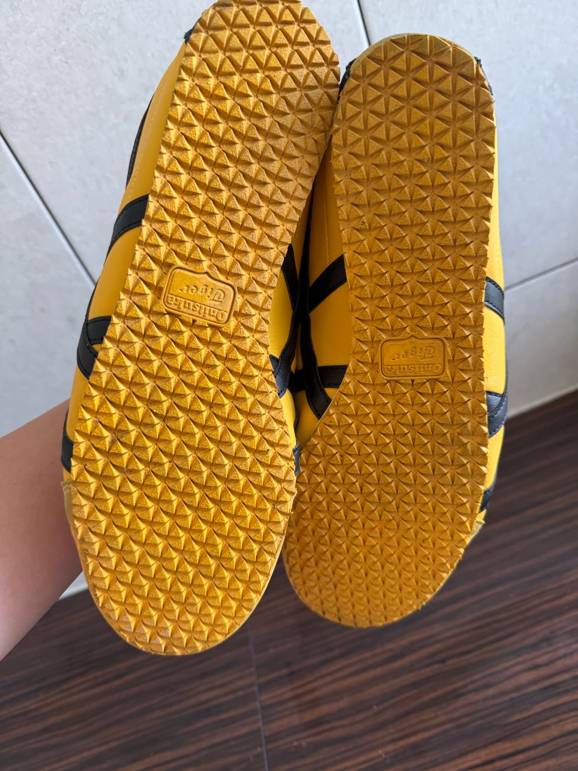 오니츠카 타이거 멕시코 66 옐로우 블랙 290 상품이미지3