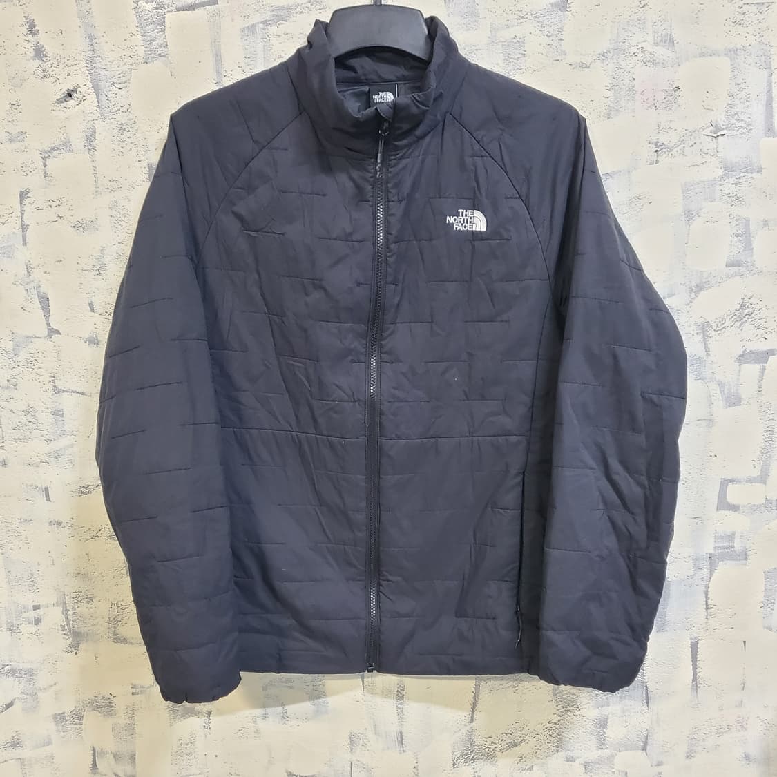 노스페이스 브이모션 블랙 경량 패딩 자켓  상품이미지1