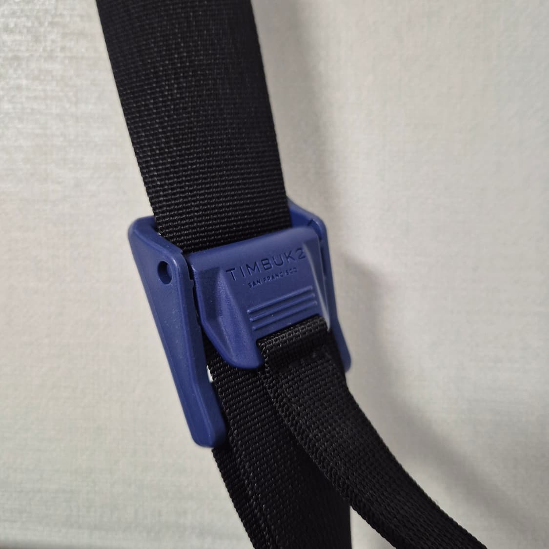 팀벅2 블랙 메신저백 가방 상품이미지5