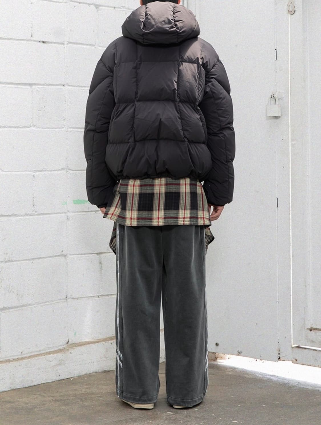 비긴 202 에이트 헤비 다운 패딩 사이즈 1 블랙 판매합니다 상품이미지3