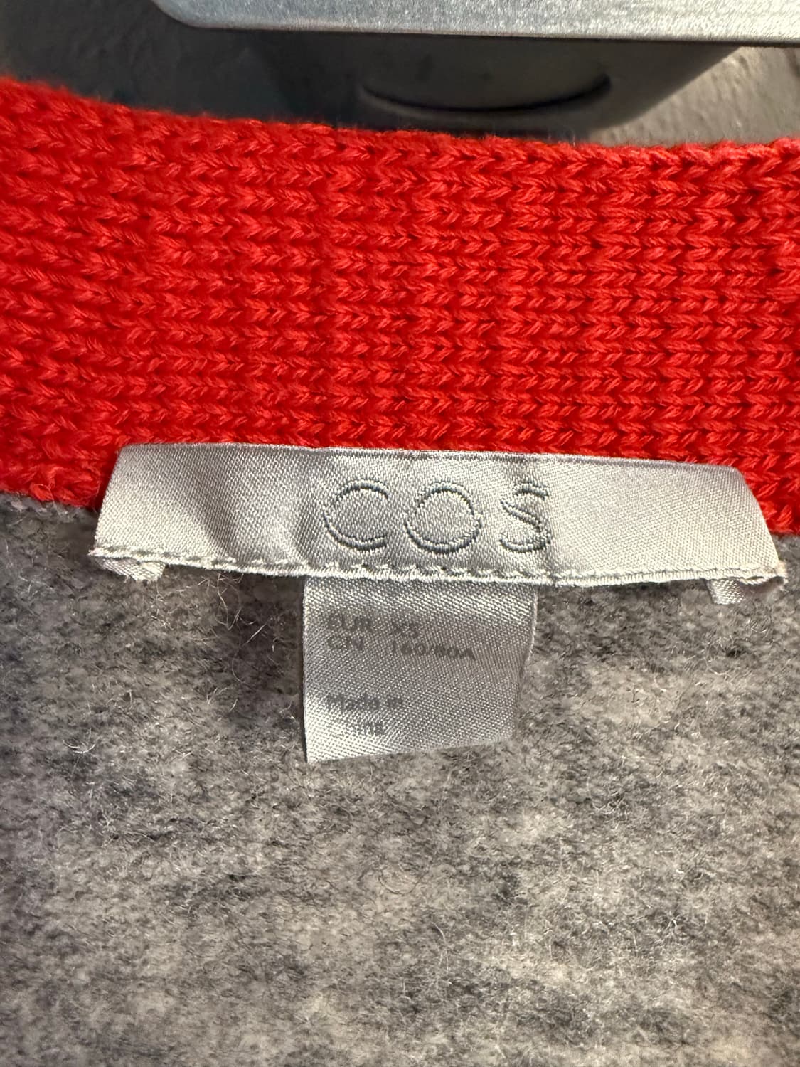 코스 COS 배색 울 니트 가디건 그레이 레드 XS 상품이미지5