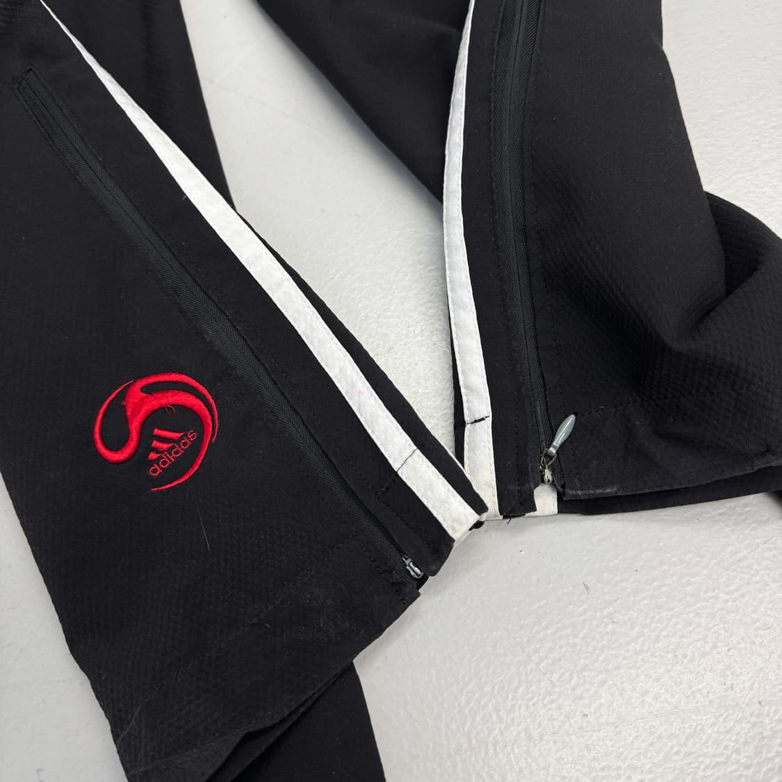 아디다스 00s 삼선 올드스쿨 와이드 바람막이 트랙팬츠 상품이미지5