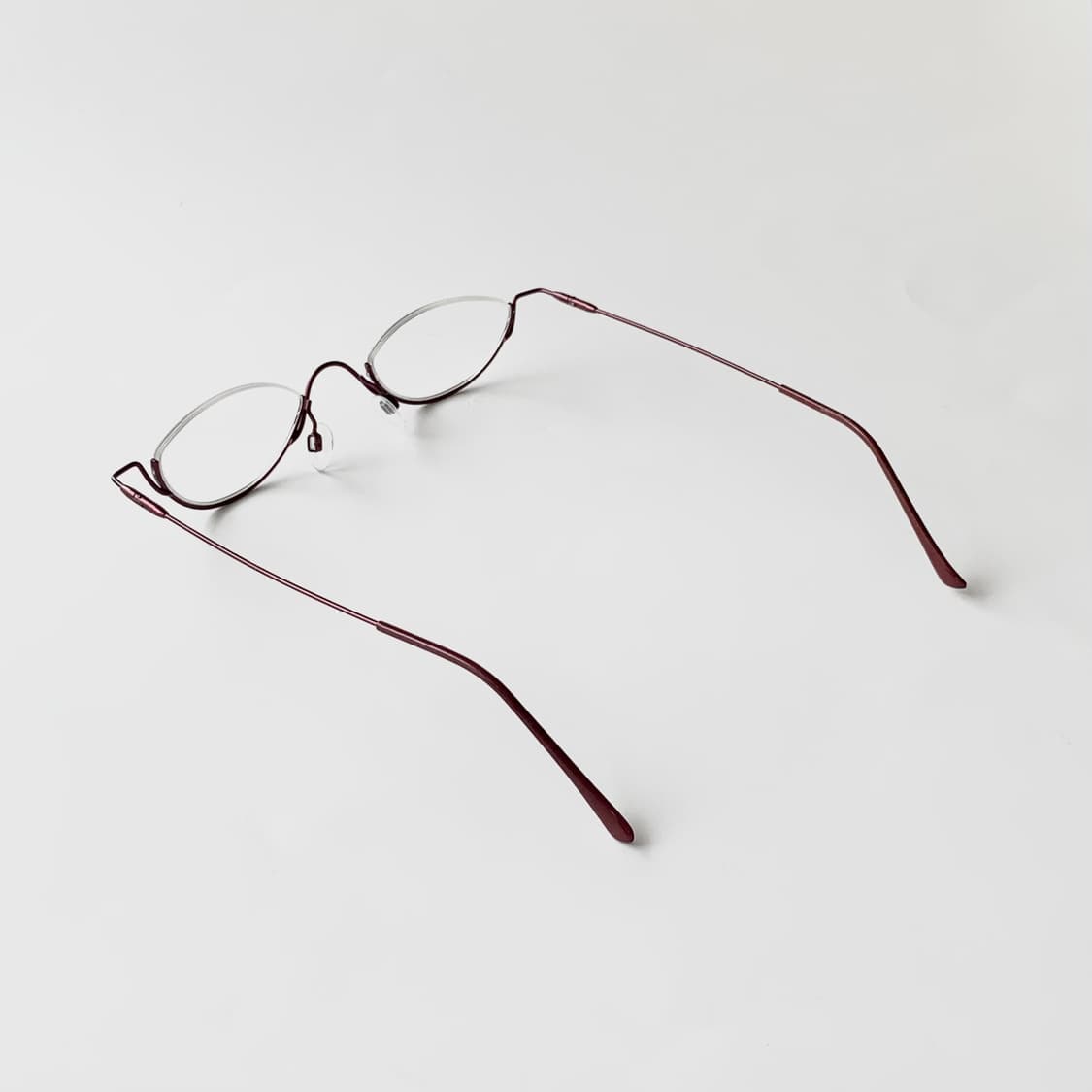 885 데드스탁 빈티지안경 역반무테 초경량 미니멀 긴다리 픽키 상품이미지5