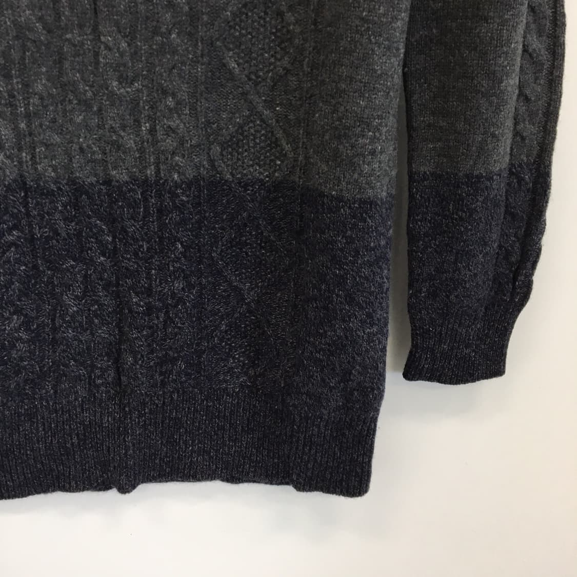 헤지스 캐시미어 케이블 폴라니트 85  상품이미지3