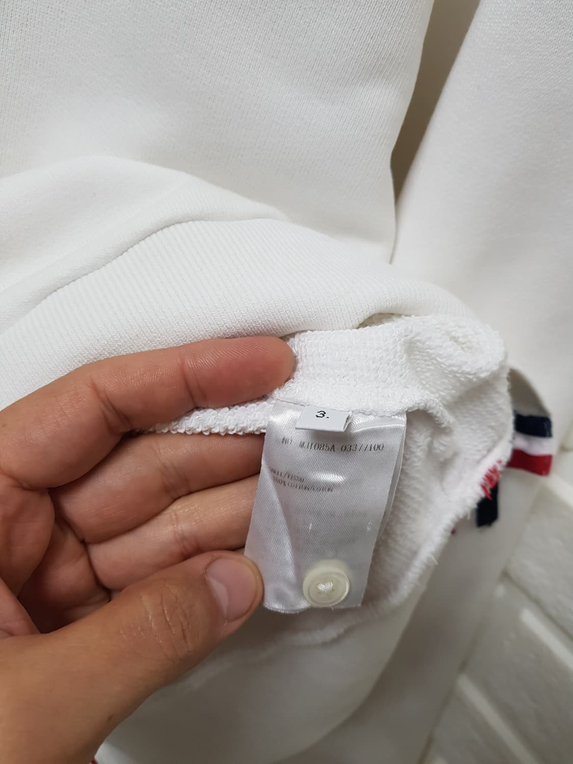 [3/정품] 톰브라운 백삼선 맨투맨 상품이미지7