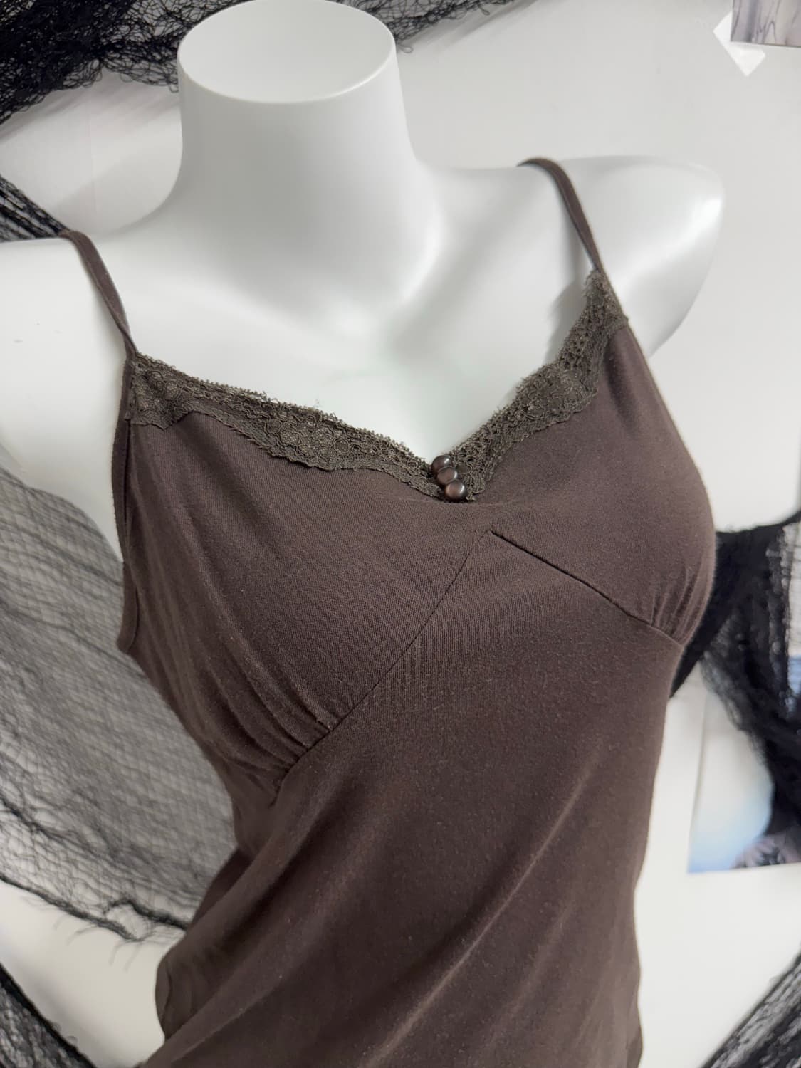 Lace button detail brown camisole  Price 상품이미지2
