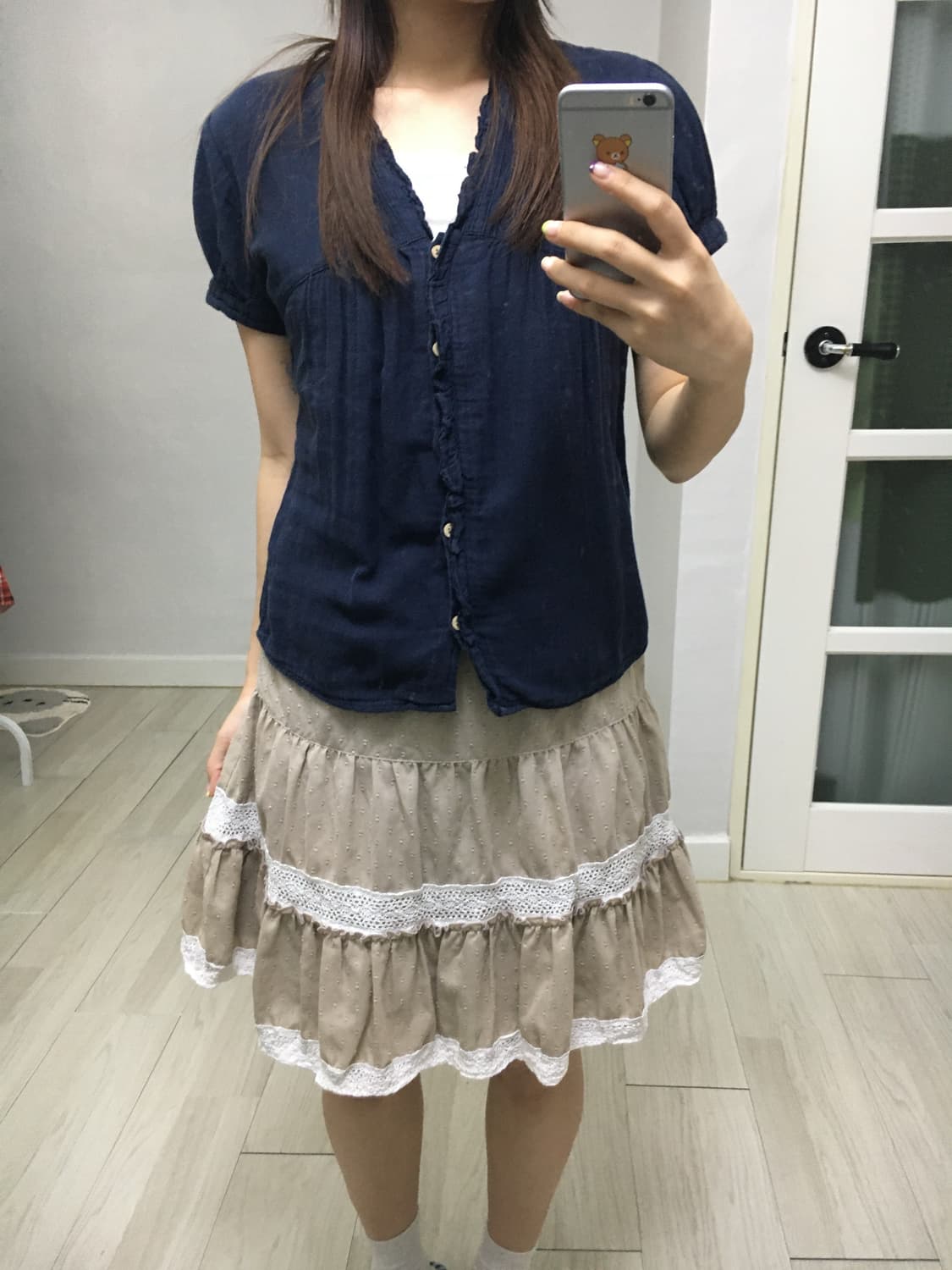 네이비 프릴 반소매 블라우스 상품이미지3