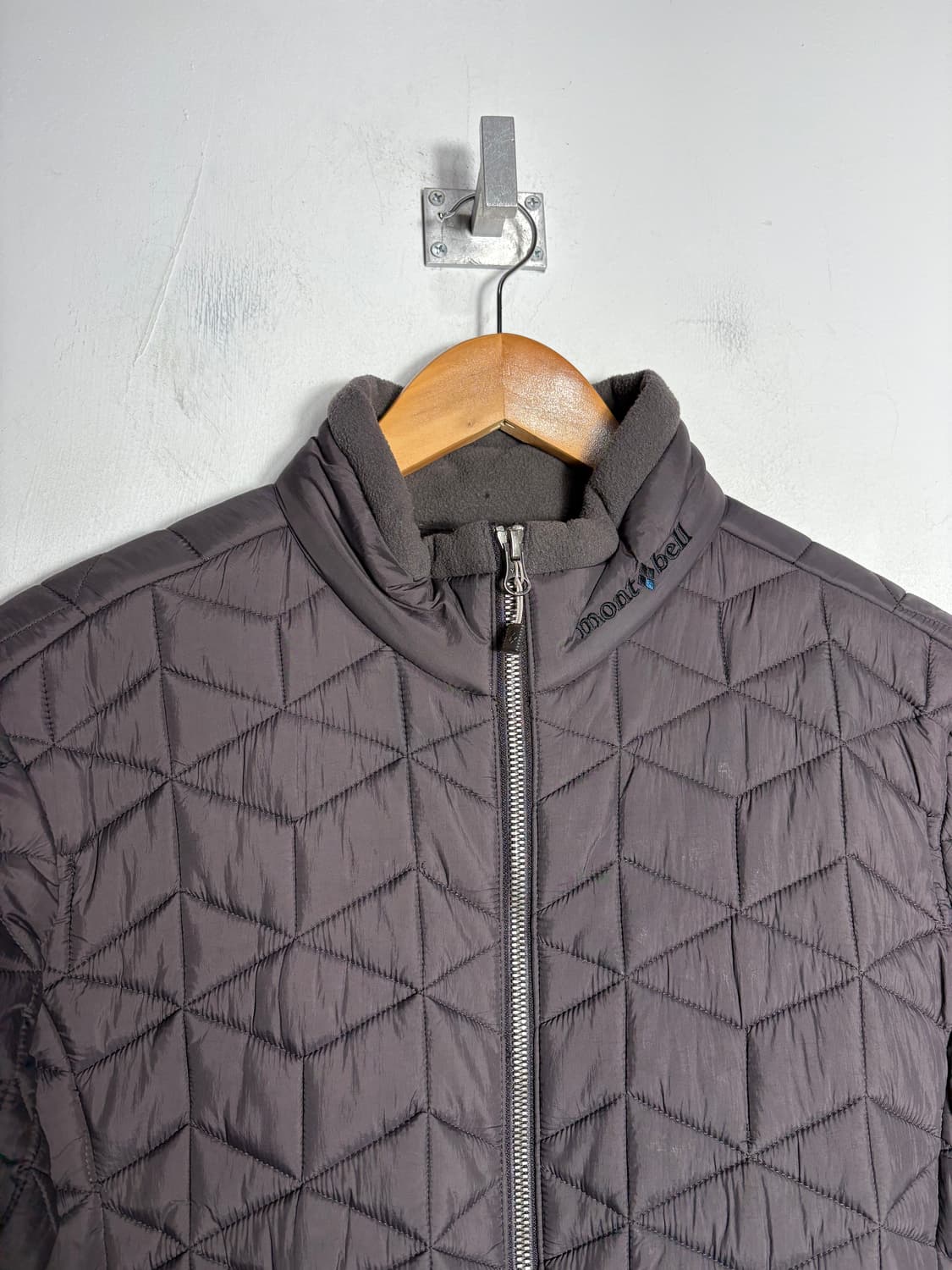 몽벨 경량패딩 상품이미지4