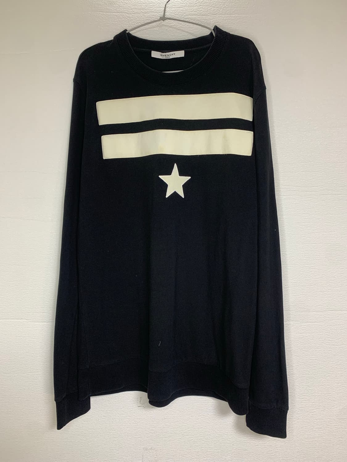 지방시 블랙 스타 스트라이프 맨투맨 상품이미지2