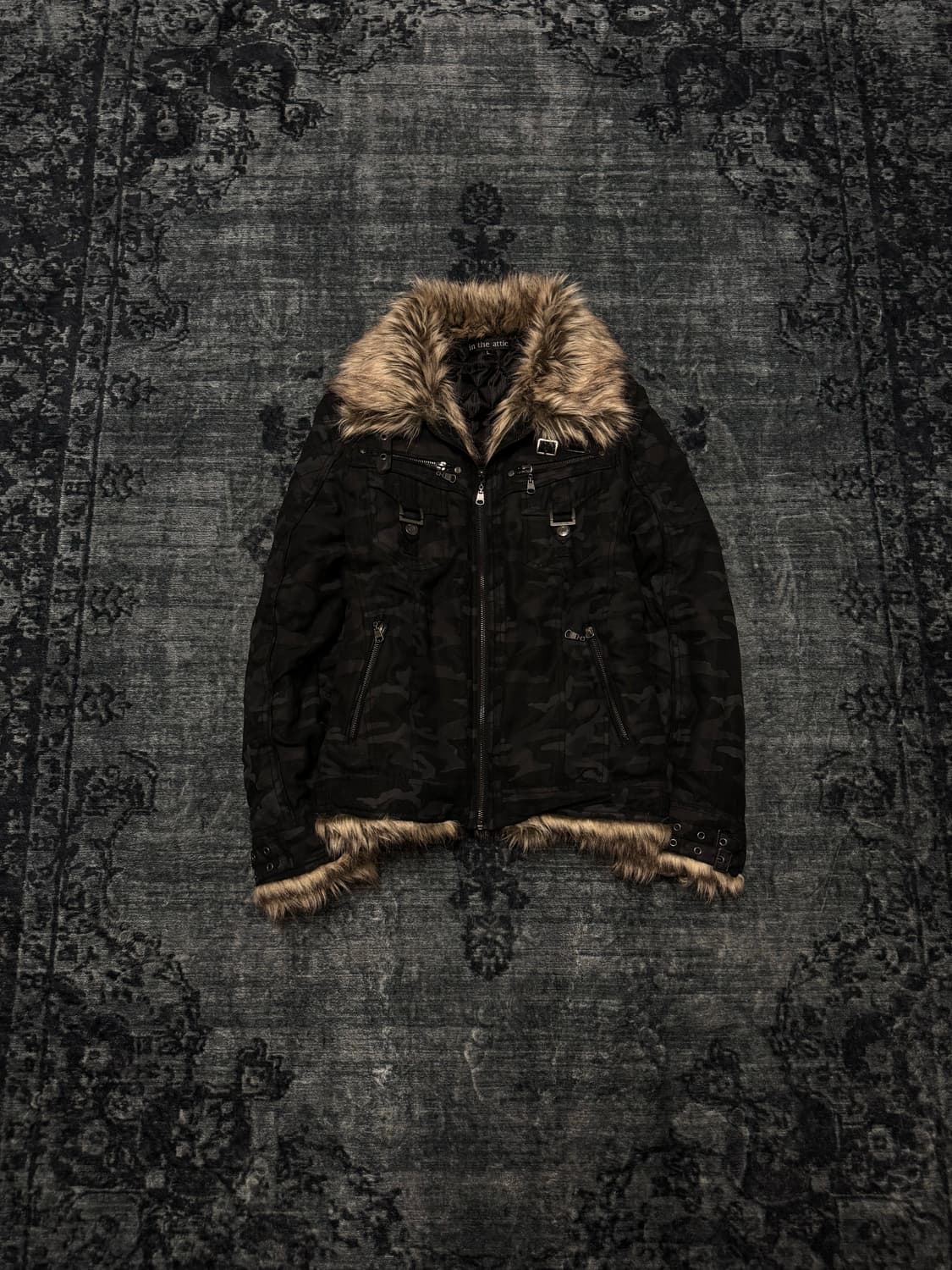 In the attic 00s archive black camo fur  상품이미지1