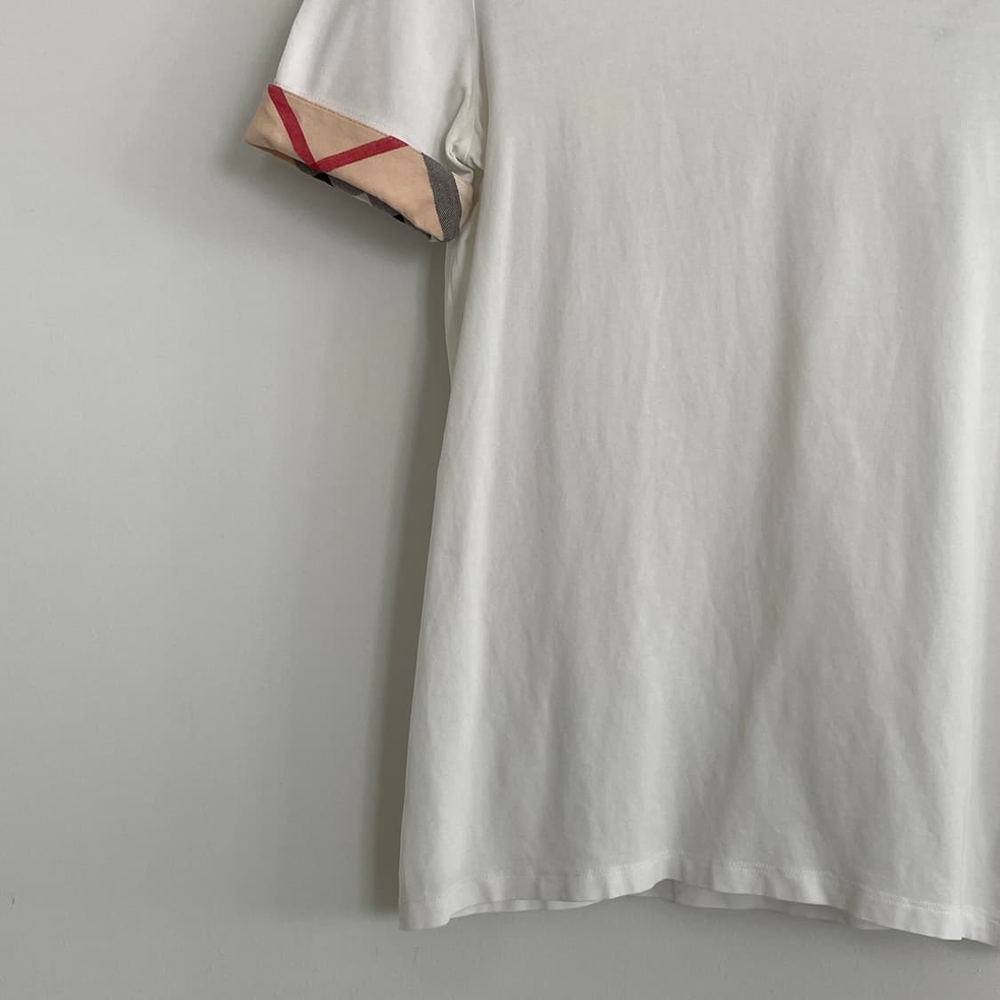 버버리 브릿 S,55 소매 노바 체크 화이트 반팔 티셔츠 상품이미지3